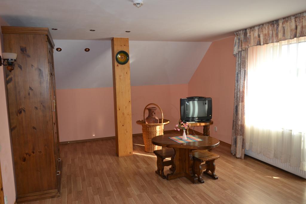 Motelis Aka Karsava Room photo