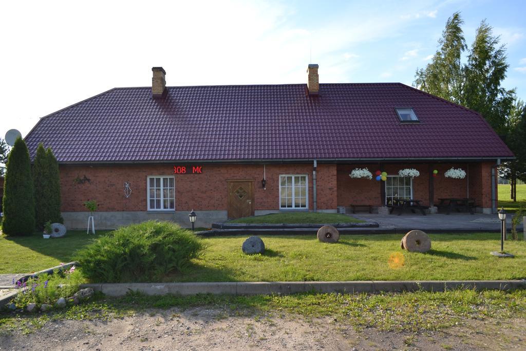 Motelis Aka Karsava Exterior photo